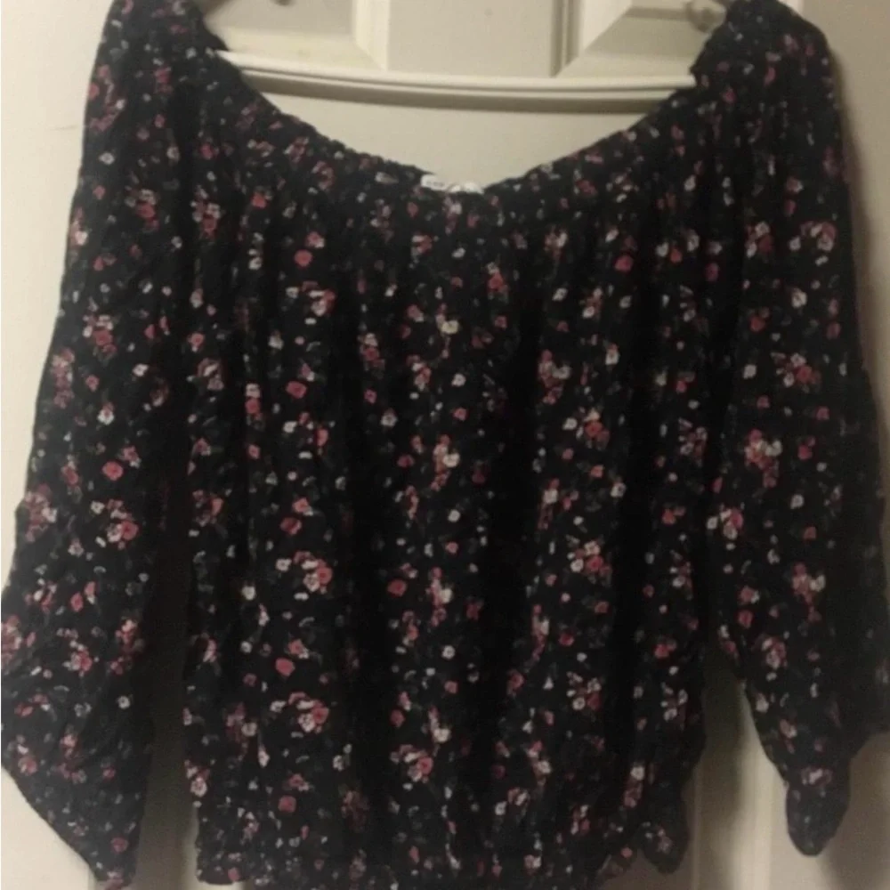 Aeropostale ~ Women’s ~ Top ~ Large  ~ Excellent Condition ~ Blouse - Picture 3 of 16